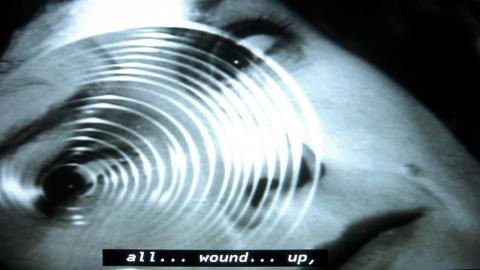 Completamente Tenso (Closed Captions) 
