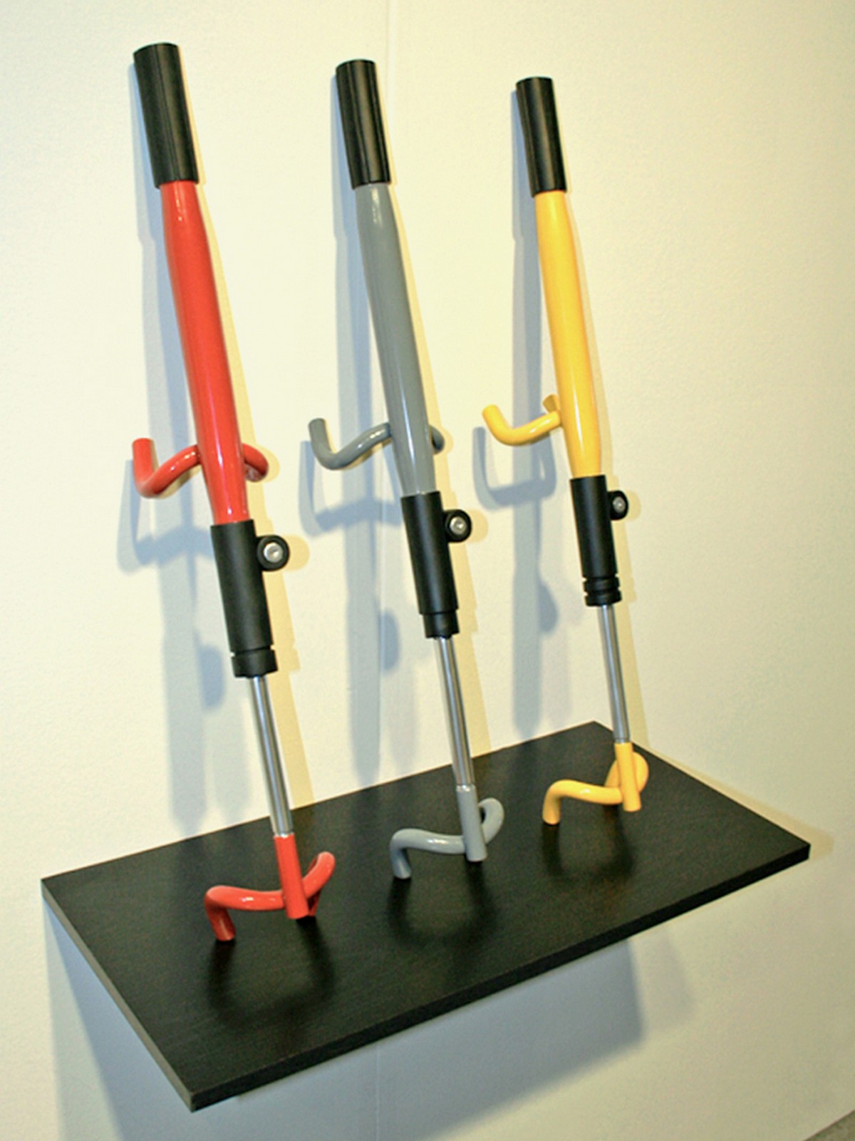 Bastón Rojo, Amarillo & Gris
