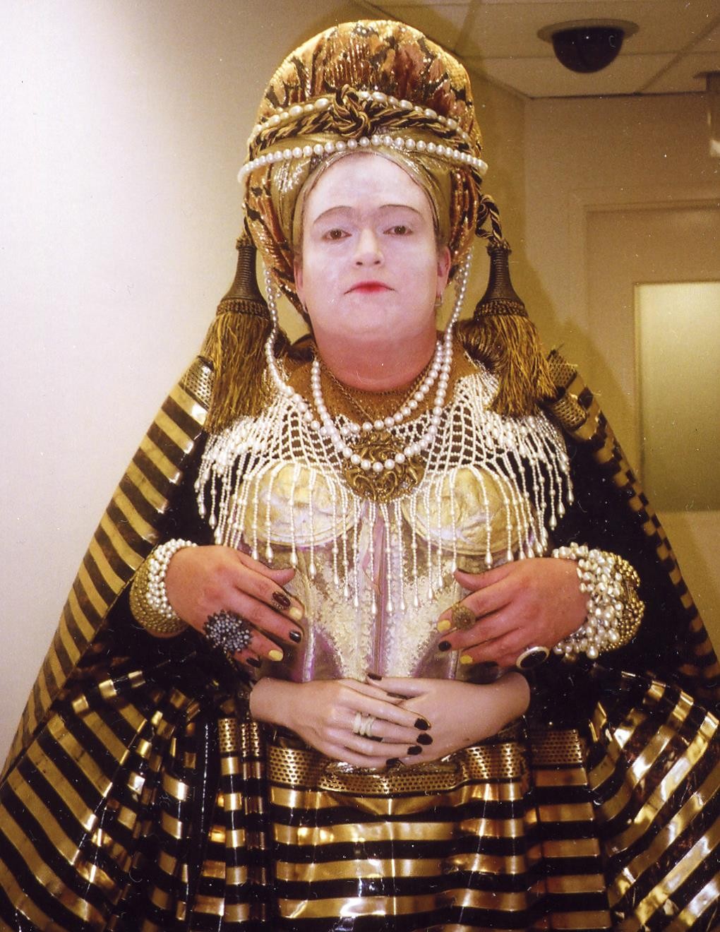 “La Reina” en Teatro Francisco Arriví