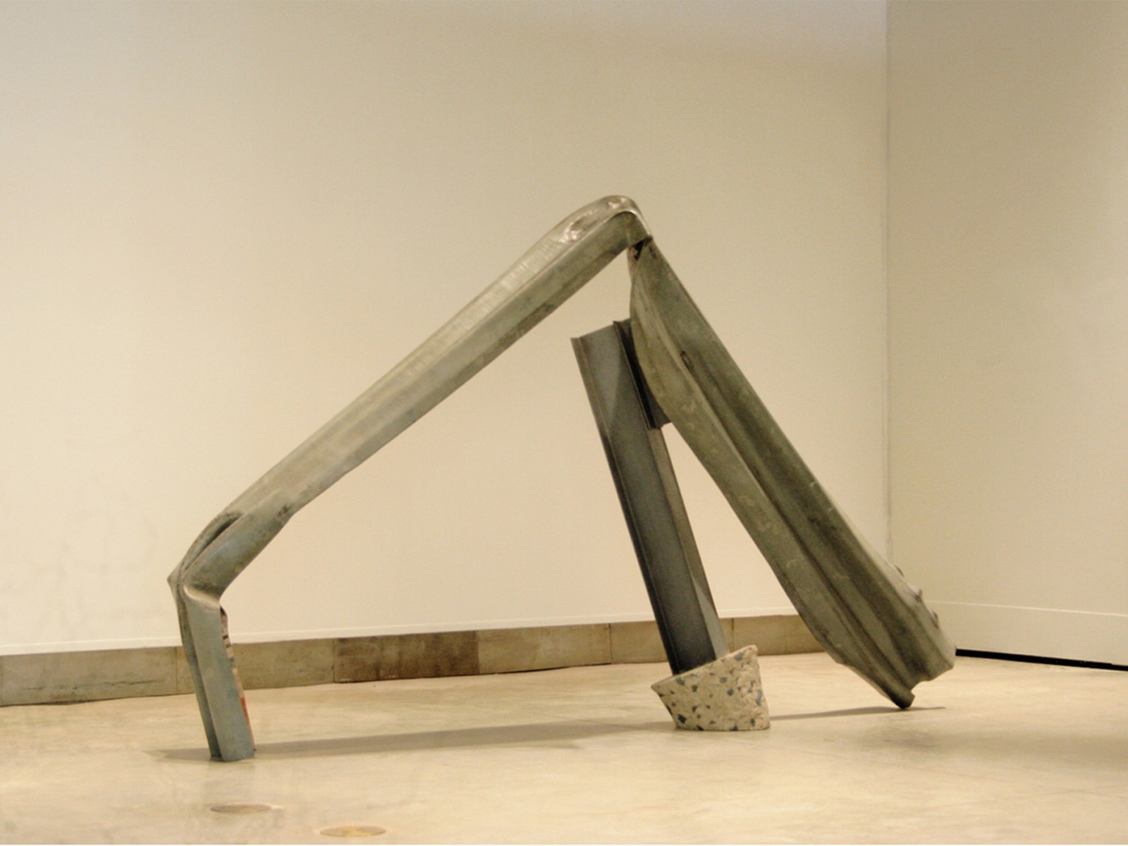 Standing Guardrail 