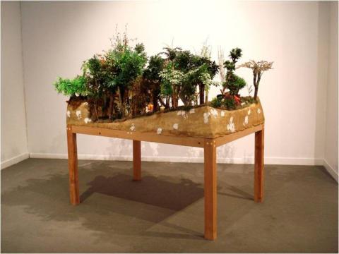 The flower trail: Managing partners in the thorough development of a misleading speech